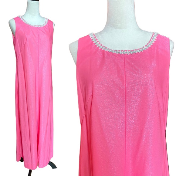 Vintage 60s 70s embellished silver appliqué collar, hot pink nylon maxi dress - Picture 5 of 7